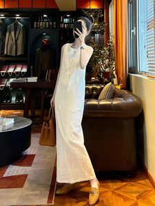 白月光清冷感高级感小众设计长裙夏季新中式亚棉麻白色无袖连衣裙