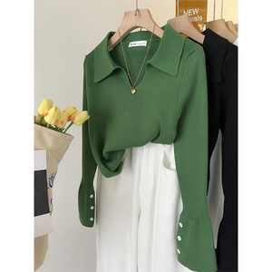 法式绿色V领polo领针织衫女秋季穿搭修身毛衣打底衫内搭短款上衣