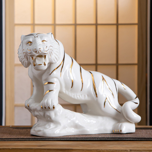 陶瓷老虎摆件瓷虎上山虎虎生威生肖虎家居客厅电视柜办公室装饰品