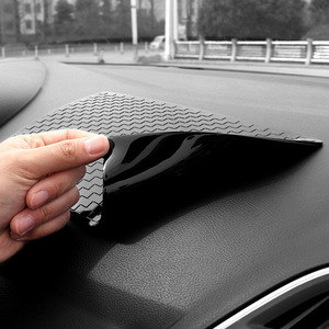 汽车摆件防滑垫多功能硅胶防滑垫仪表台车内自粘车上耐高温车用贴