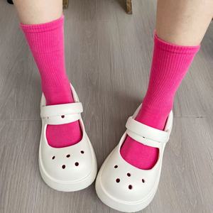 玫红色袜子夏天中筒女夏季薄款玫粉粉色洞洞鞋搭配夏款长款男生