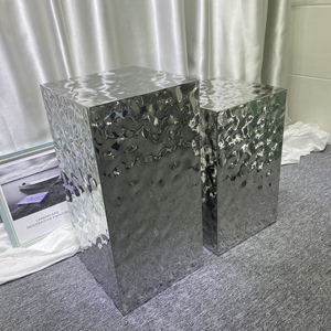 服装店地台买手店水波纹橱窗镜面不锈钢落地式陈列鞋包模特展示台