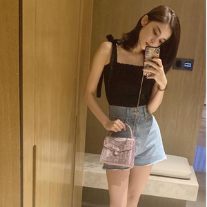 古力娜扎明星抖音同款衣服吊带背心配牛仔阔腿短裤套装洋气时髦夏