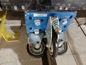 奥的斯滚轮导靴