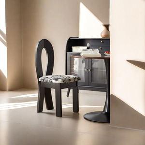 北欧餐椅家用实木黑色中古风设计师书桌椅靠背现代法式复古餐椅子