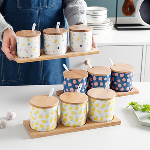 陶瓷调味罐北欧ins套装家用厨房调料盒个性创意可爱卡通放盐糖罐