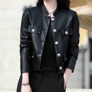 黑色皮衣女短款时尚