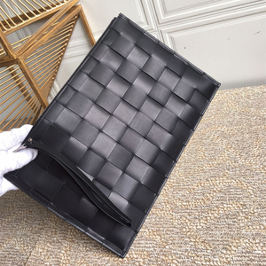 竖款大格子编织vd bv手包真皮手抓包男士女通用信封包软胎牛皮