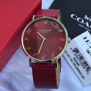 coach蔻驰手表鼠年真皮女表正品香港代购 蔻驰女士腕表节日礼物