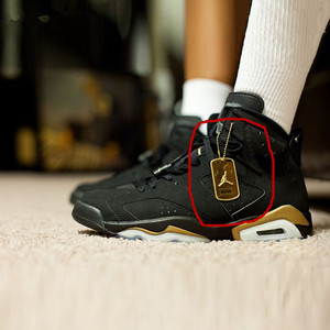 适配aj6金砖黑金色吊牌铁牌挂件原装品质鞋扣