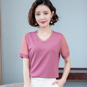 冰丝短袖t恤女2021年夏季新款宽松妈妈v领上衣大码百搭镂空体小衫