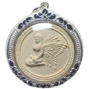 泰国佛牌 阿赞明 蝴蝶牌早期蝴蝶纯银珐琅潮流男女吊坠