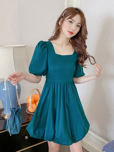 蓝色法式蓬蓬泡泡袖灯笼连衣裙女夏季小众设计感方领a字收腰裙子