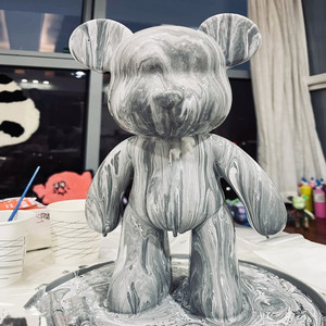 颜料卡通网红暴力熊潮流手办公仔创意家居摆件染色熊暴走的大鸡腿6