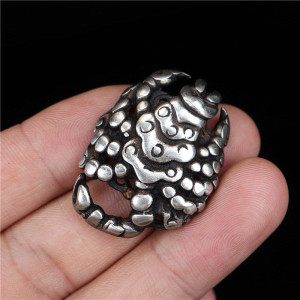 手工天铁托甲忿怒莲师火焰铁蝎莲花生大士法器托甲蝎子吊坠