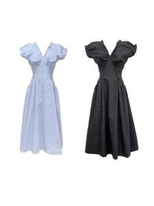 范洛2023夏季新款法式V领泡泡袖褶皱插袋设计感收腰显瘦连衣裙女