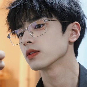 斯文败类眼镜男