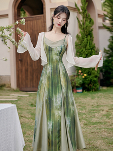 新中式女装高端精致绿色吊带连衣裙夏季海边度假沙滩长裙显瘦气质