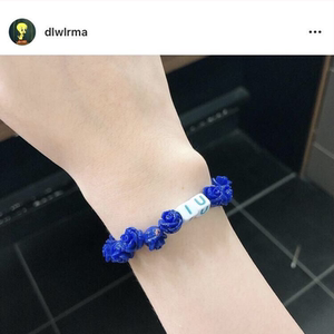 iu李知恩演唱会周边手环blueming mv新专辑love poem同款玫瑰手链