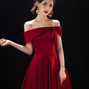 敬酒服新娘订婚礼服裙2020新款高端宴会气质红色修身缎面晚礼服女
