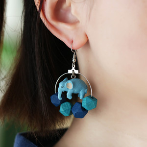 原创手作蓝色大象兴趣耳环少女木头简约气质耳环耳饰女无耳洞耳夹
