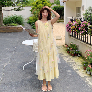 黄色背心裙套装夏季女2024新款温柔风甜美减龄网纱刺绣罩裙两件套