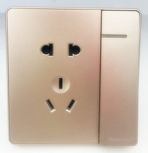 霍尼韦尔hu1023k-优雅金 带开关10a二三极插座