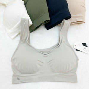 新款 俏织320 无缝内衣一片式抹胸女套头打底裹胸 防走光舒适文胸