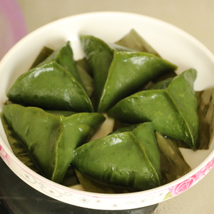 炎陵新鲜艾叶米果清明果纯手工糯米糍粑艾草青团子糕点10个装包邮