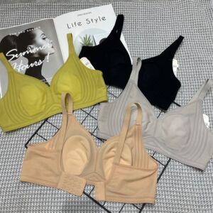 米娅琳5532超薄面膜文胸兔耳朵一体杯无钢圈光面无痕大胸显小内衣