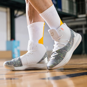 库里篮球鞋圣诞雪花7代圆周率8限量版6欧文战靴黑武士4代