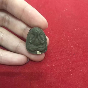 泰国佛牌 正品龙婆多2521珍宝二小圆符 吊坠项链鉴定