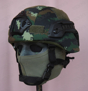 武警战术头盔图片