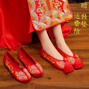 新款红色秀禾婚鞋新娘结婚鞋子上轿鞋中式平底绣花布鞋女孕妇鞋子