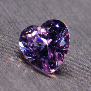 紫色紫红锆石裸石爱心形状仿紫钻石戒指戒面吊坠项链未镶嵌异形钻