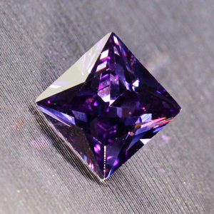 公主方正方形紫钻紫色紫红锆石裸石异形钻石裸钻戒指项链镶嵌瑞丽