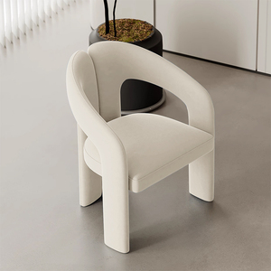 北欧轻奢餐椅现代简约风设计师创意椅子餐厅餐桌椅家用新款网红椅