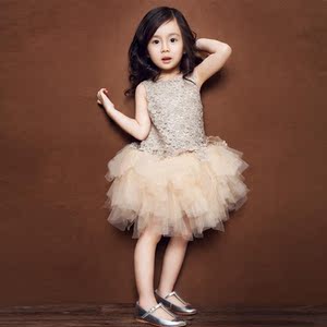 女童纱裙2022新款夏季洋气表演礼服公主裙儿童裙子宝宝蕾丝连衣裙