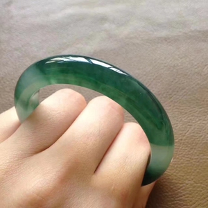 (结缘)迈绿54贵妃冰种蓝水缅甸天然翡翠a货手镯天空蓝刚蓝绿玉镯