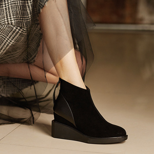 佰莉文正品香阁儿女兆女鞋2020秋冬季新款羊翻皮时尚尖头粗跟短靴