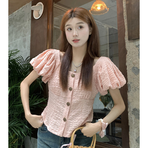 法式别致漂亮粉色花瓣短袖衬衫女夏季设计感褶皱韩版短款小众上衣