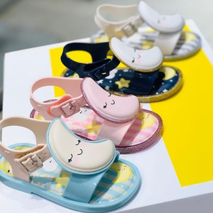 新款梅丽莎melissa夜光童鞋星星月亮儿童女童沙滩凉鞋果冻香香鞋