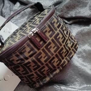 00天猫国际进口超市天猫【自营】fendi芬迪 女士织物手拿包化妆包ff