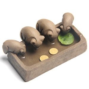 传艺窑小猪喝水槽雕创意手工宜兴段泥四只猪一家亲茶玩茶宠摆件
