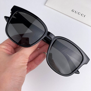 正品gucci gg0637sk 古驰太阳眼镜男女通用方形黑框开车驾驶墨镜