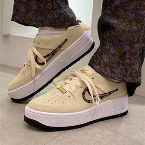 正品耐克nike air force 1 sage金标绒面革浅奶油空军一号板鞋女
