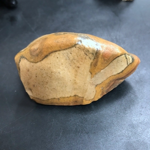 新疆哈密大南湖彩泥石天然原石画面造型石手把件观赏石1030-6