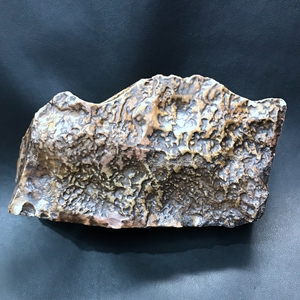 新疆戈壁滩石头原石