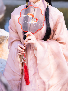 古风苏绣扇子手工刺绣真丝团扇中国风绣花汉服流苏美扇子拍照写真