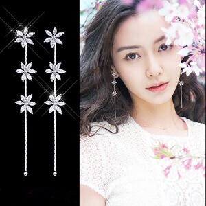 长款花朵吊坠流苏耳环女2021年新款潮网红同款简约仙女耳饰高级感